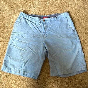 Izod Golf shorts